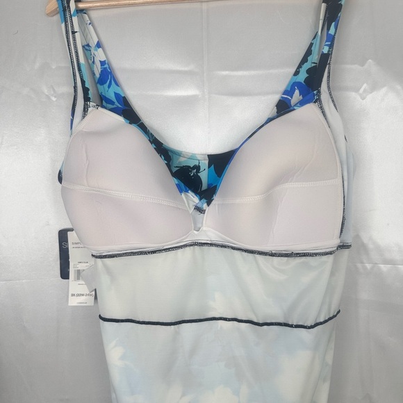Simply Swim Tummy Control Blue Floral Swimsuit Size 3X - Picture 9 of 12